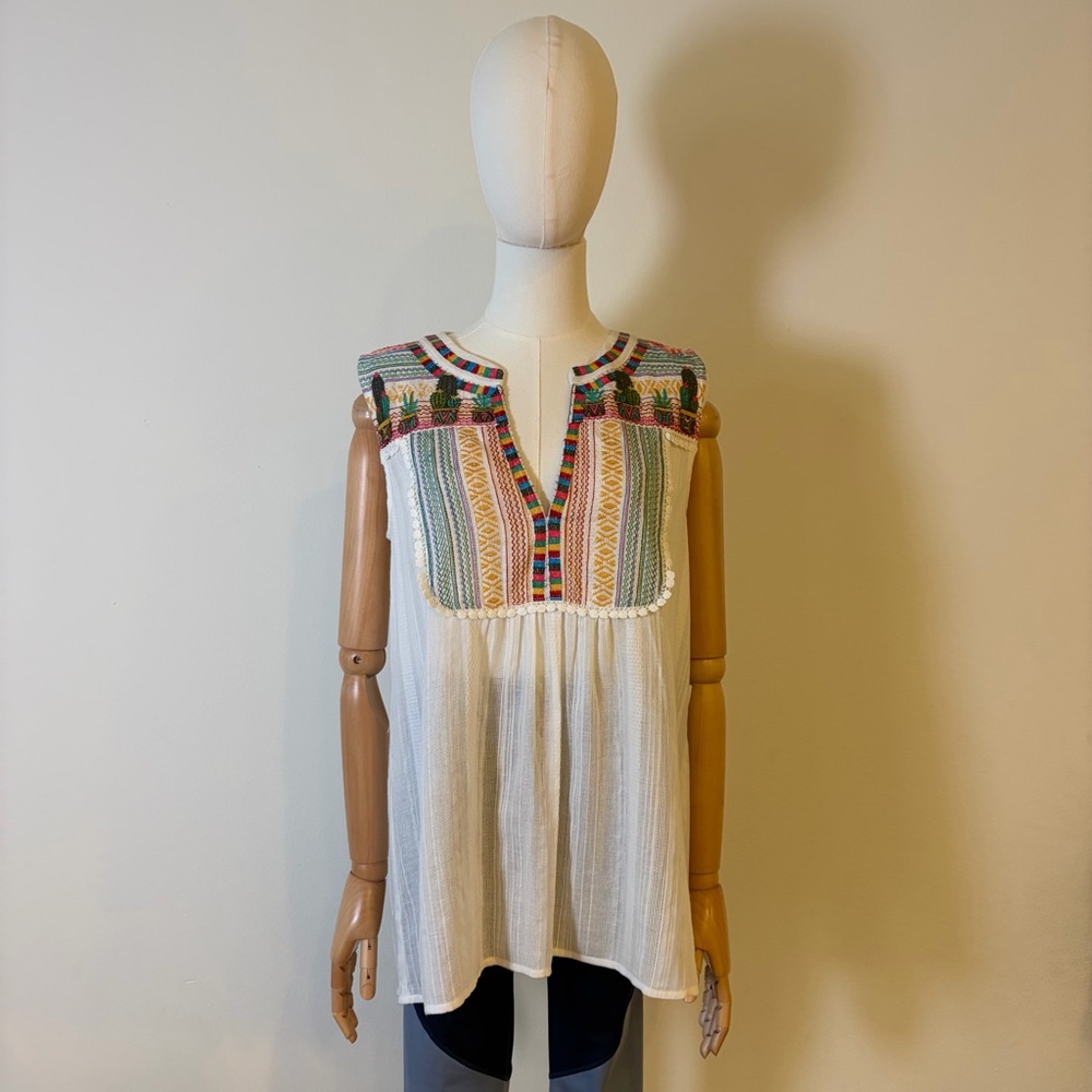 NWOT Savanna Jane Boho Embroidered Cactus Linen Blend Top - S